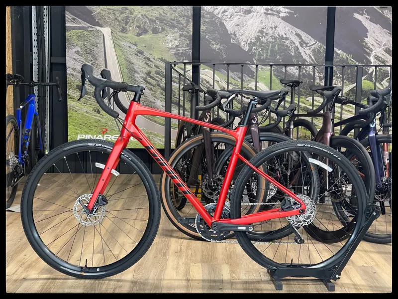 Giant Revolt 1 Large Grenadine 2022-1